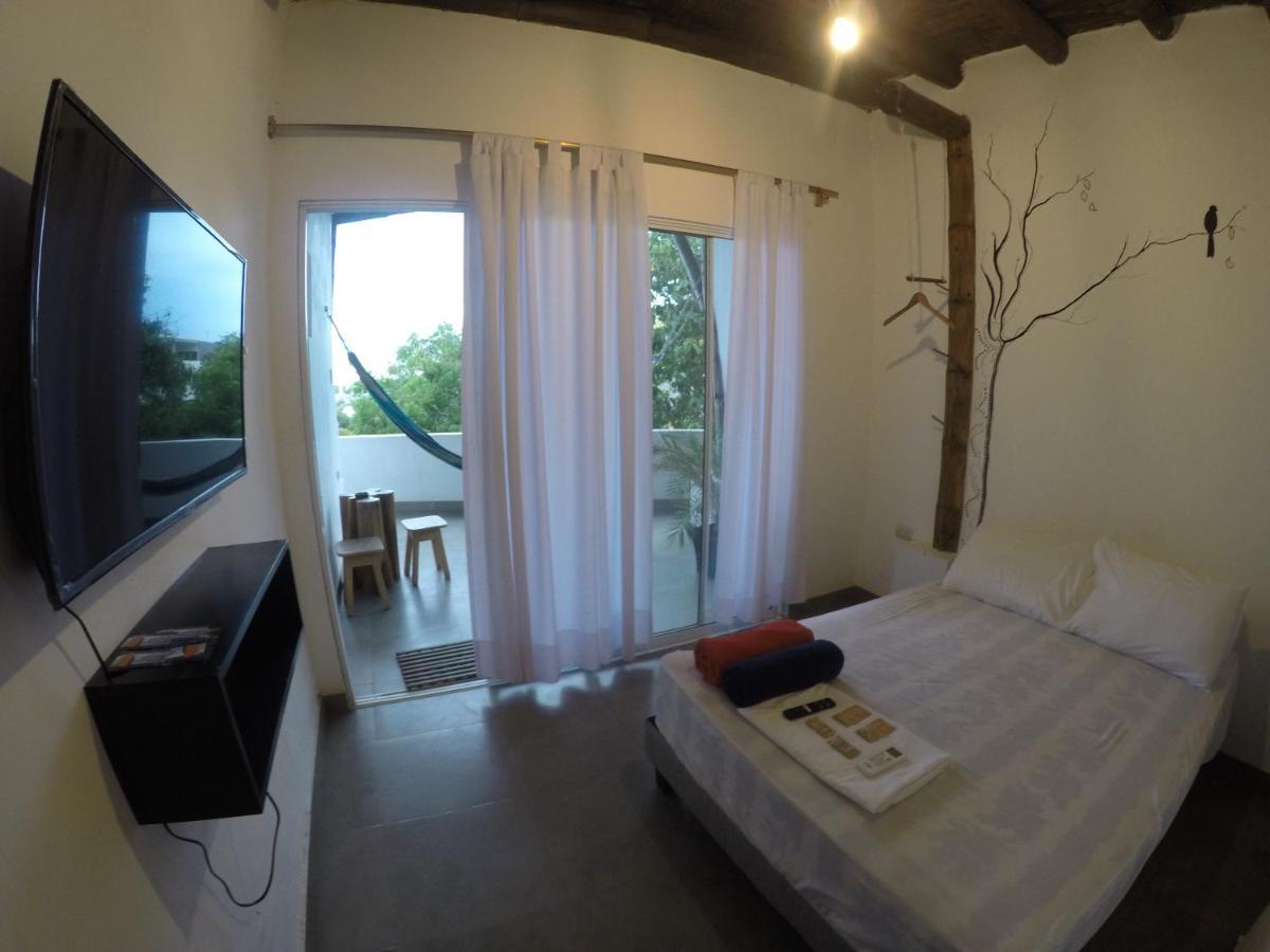 Kiwi Suites Hostel Монтаньїта Екстер'єр фото