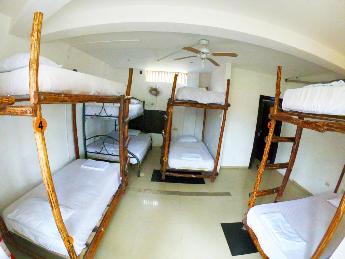 Kiwi Suites Hostel Монтаньїта Екстер'єр фото