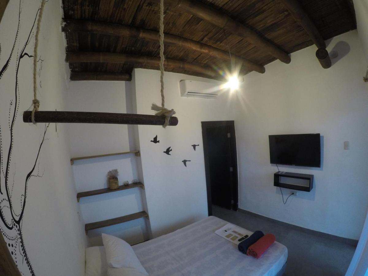 Kiwi Suites Hostel Монтаньїта Екстер'єр фото
