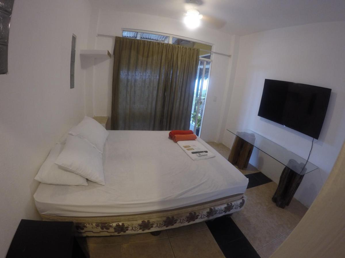 Kiwi Suites Hostel Монтаньїта Екстер'єр фото