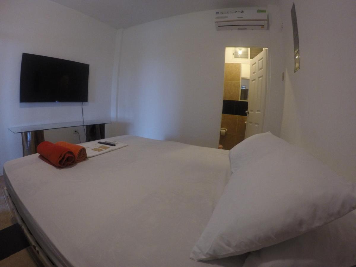 Kiwi Suites Hostel Монтаньїта Екстер'єр фото