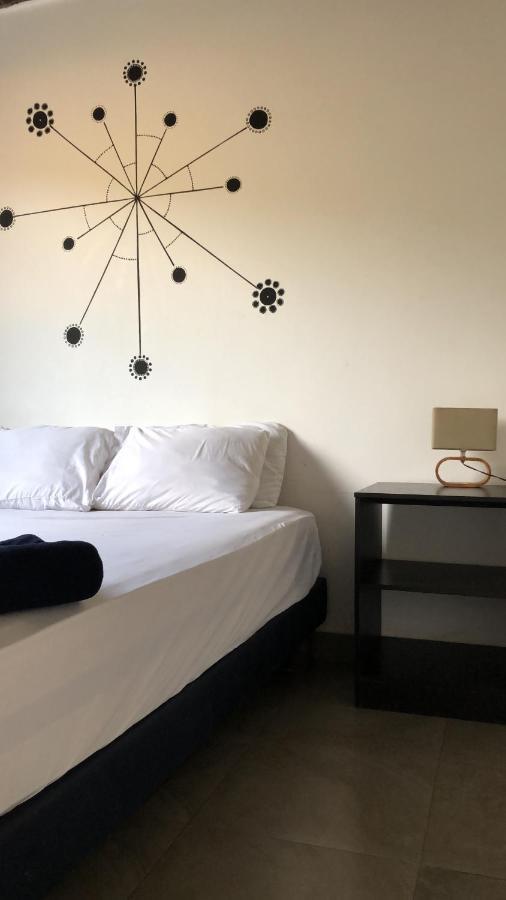 Kiwi Suites Hostel Монтаньїта Екстер'єр фото