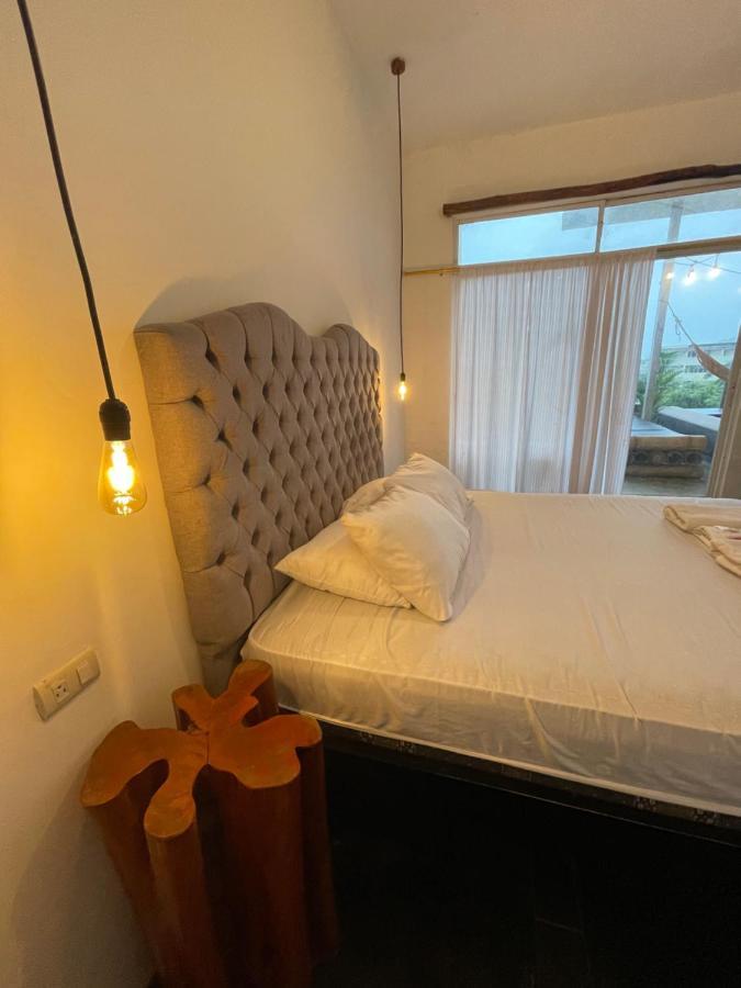 Kiwi Suites Hostel Монтаньїта Екстер'єр фото