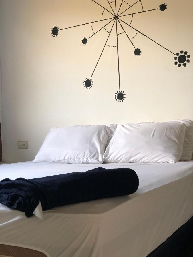 Kiwi Suites Hostel Монтаньїта Екстер'єр фото