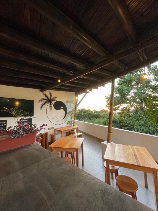 Kiwi Suites Hostel Монтаньїта Екстер'єр фото